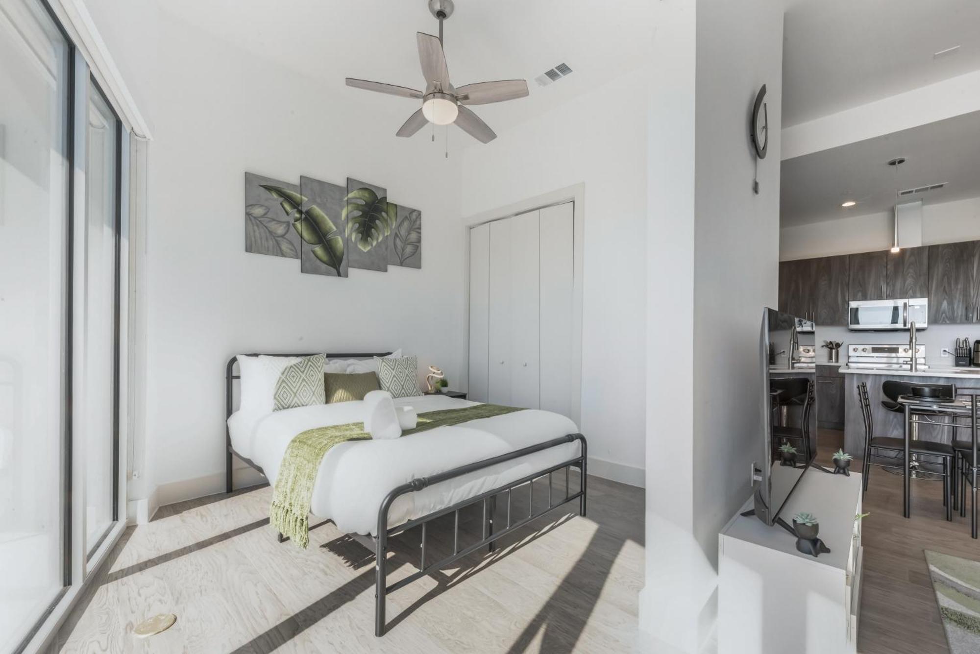 Snazzy Loft Style 2Br I Gym I Parking I Workspace Dallas Buitenkant foto